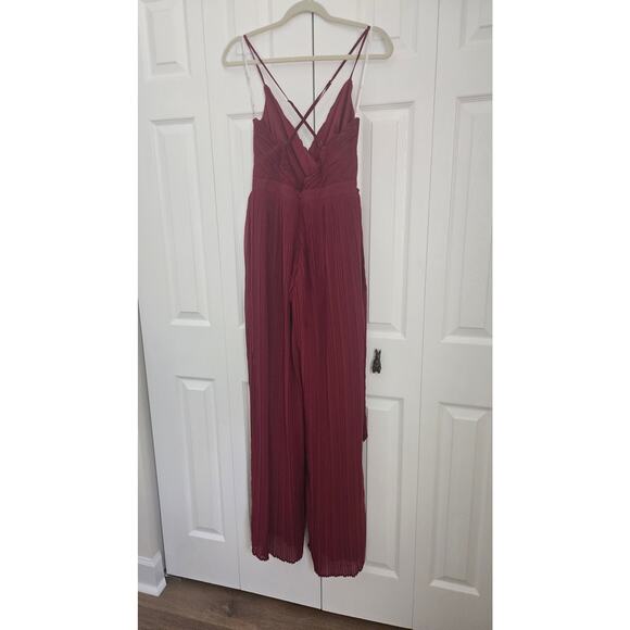 Lulu's Pleat and Thank You Wine Red Pleated Jumpsuit Sz S - Picture 9 of 16